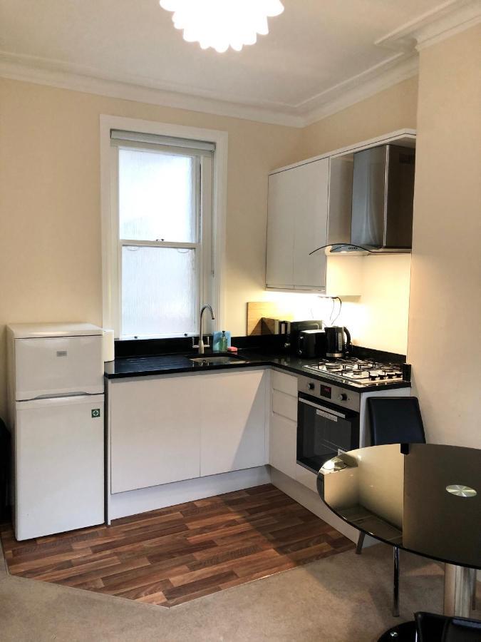 Stylish Maisonette And Studio In Victoria ลอนดอน ภายนอก รูปภาพ