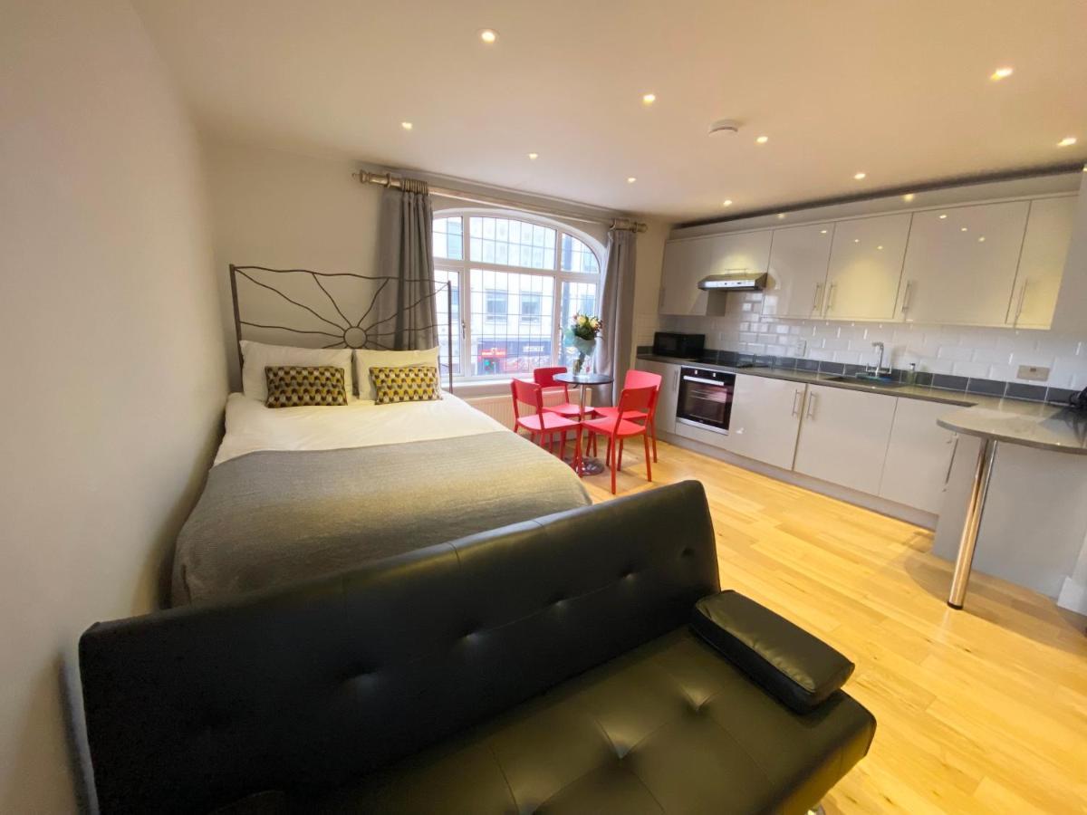 Stylish Maisonette And Studio In Victoria ลอนดอน ภายนอก รูปภาพ