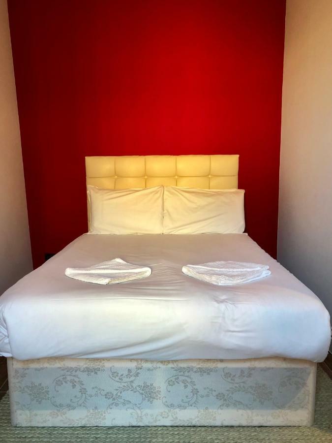 Stylish Maisonette And Studio In Victoria ลอนดอน ภายนอก รูปภาพ